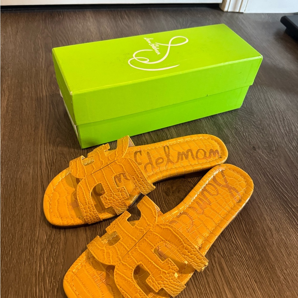 Sam Edelman Bay Yellow Croc Slide Sandals Size 8.5 Wide
